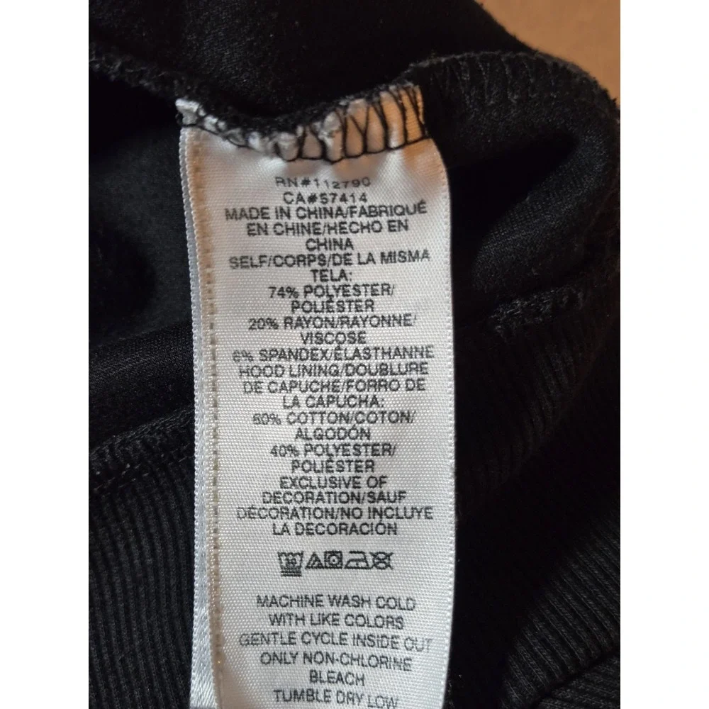 True Religion Mens Small Full‎ Zip Sweatshirt/Jacket Black/Red Logo Patch